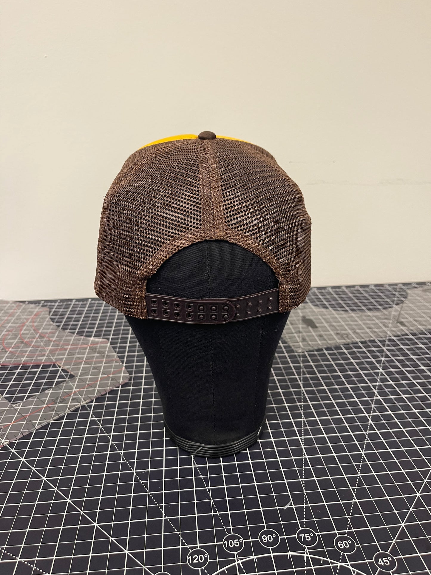 Centaur Archer Trucker Hat – Gold/Brown Edition